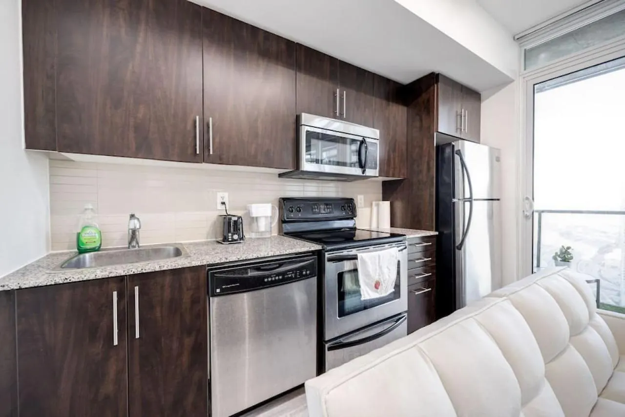 Cityscape 1Br Condo With Private Balcony Amd Wfh Setup Toronto 0*,
