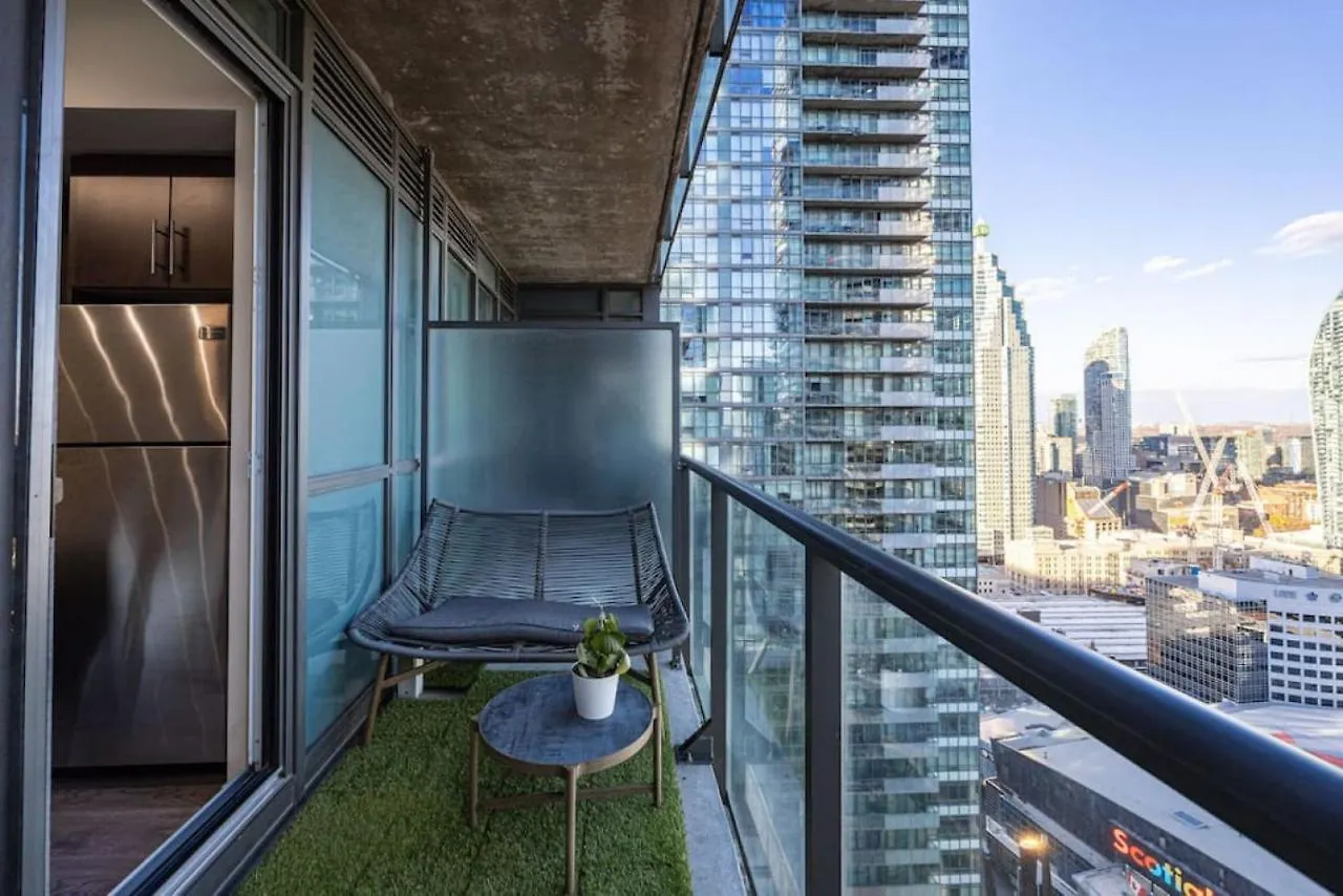 Cityscape 1Br Condo With Private Balcony Amd Wfh Setup Toronto Canada